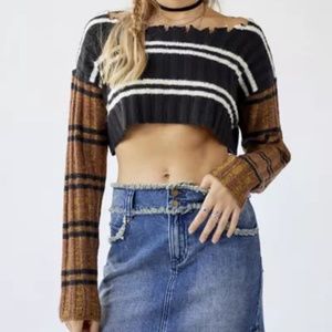 NWOT! BDG Urban Outfitters Cropped Sweater